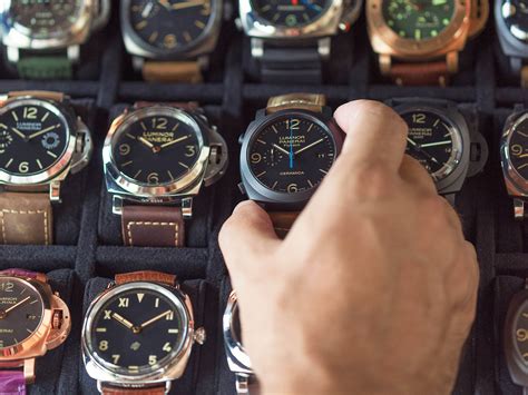 buying and selling watches|who buys luxury watches.